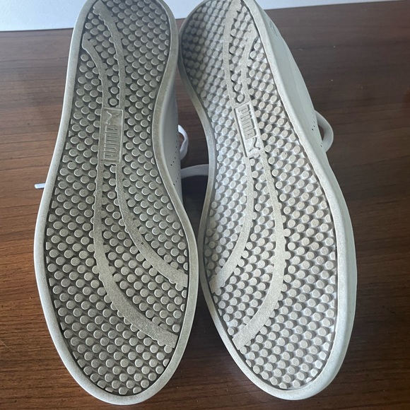 Puma Women's White Sneakers - Picture 4 of 5